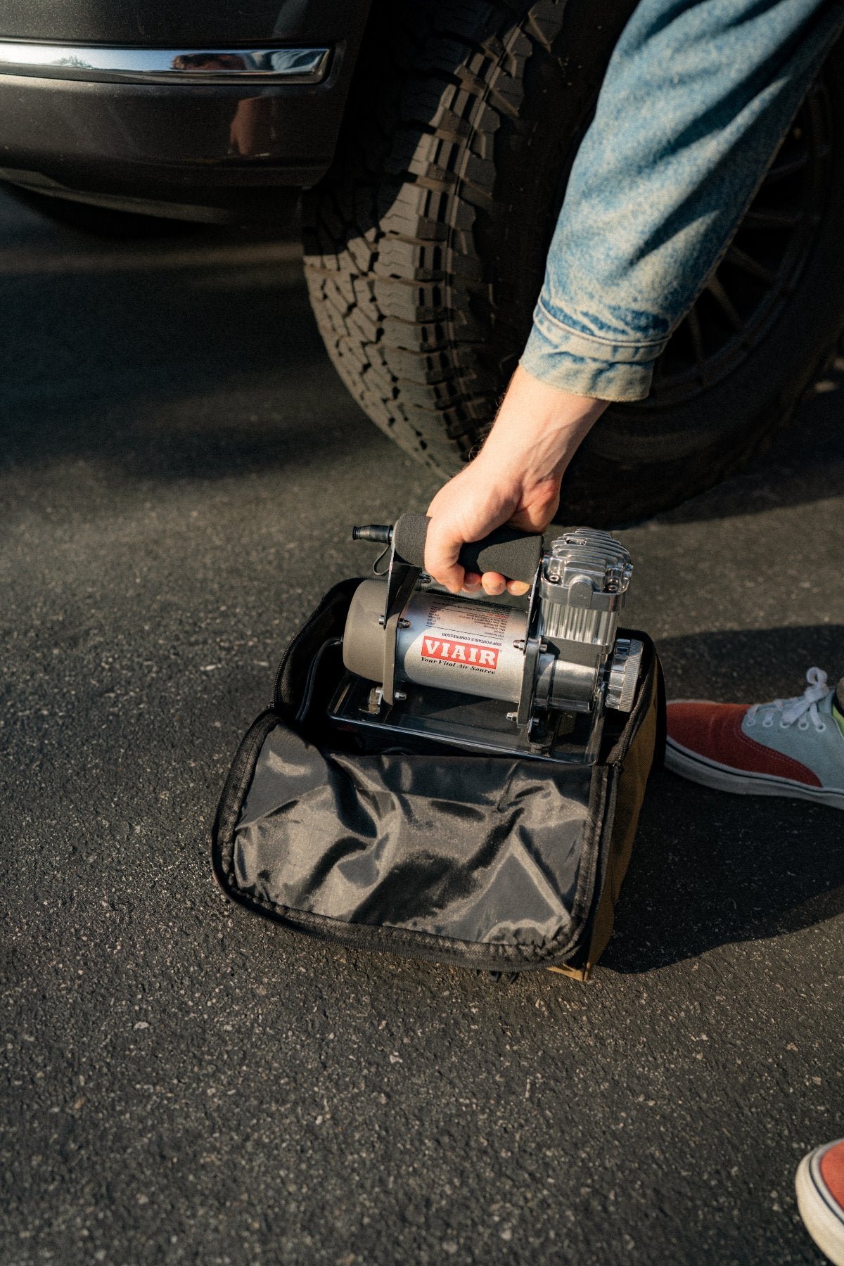 VIAIR 300P Portable Air Compressor – view 3